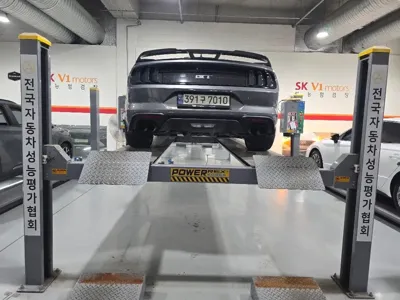 Ford Mustang 2021, 41615 км, за 29641.71 USD