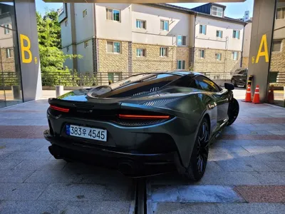 McLaren GT 2021, 7389 км, за 114950.03 USD
