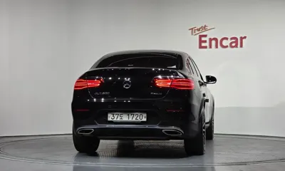 Mercedes-Benz GLC-Class 2019, 62113 км, за 21473.4 USD
