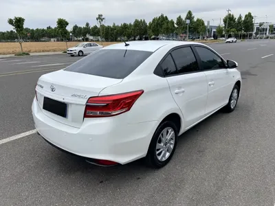 Toyota Yaris L 2017, 48000 км, за 4677.87 USD