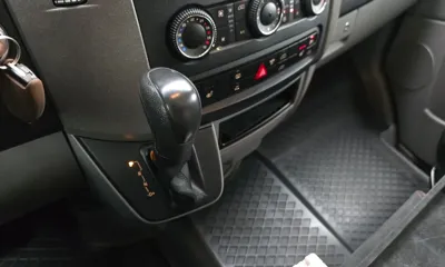Mercedes-Benz Sprinter 2011, 381246 км, за 9967.43 USD - фото 9
