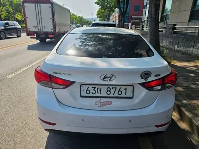 Hyundai Avante 2015, 129858 км, за 2835.8 USD
