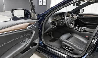 BMW 5-Series 2018, 93980 км, за 17068.41 USD - фото 10