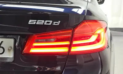 BMW 5-Series 2018, 93980 км, за 17068.41 USD - фото 23