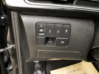 Hyundai Staria 2022, 127013 км, за 12012.6 USD - фото 14