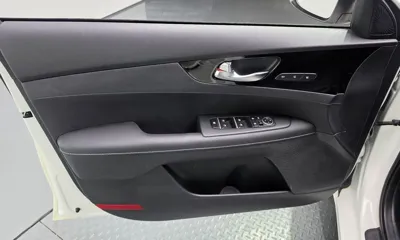 Kia K3 2022, 84613 км, за 16221.51 USD - фото 24