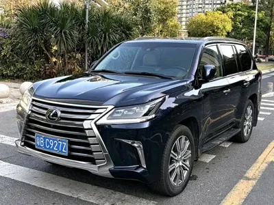 Lexus LX · 2016 год