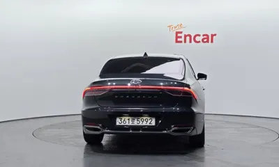 Hyundai Grandeur 2020, 117353 км, за 13128.53 USD