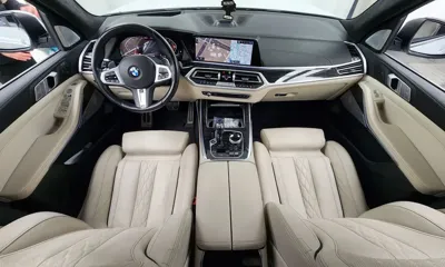 BMW X7 2022, 60832 км, за 53209.69 USD - фото 7