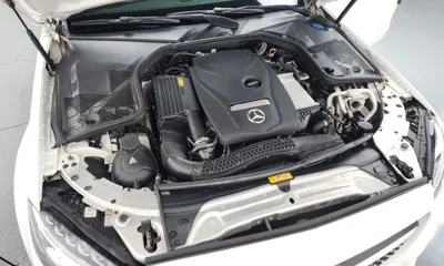 Mercedes-Benz C-Class 2018, 81063 км, за 10148.33 USD - фото 6