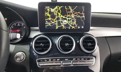 Mercedes-Benz C-Class 2018, 81063 км, за 10148.33 USD - фото 12