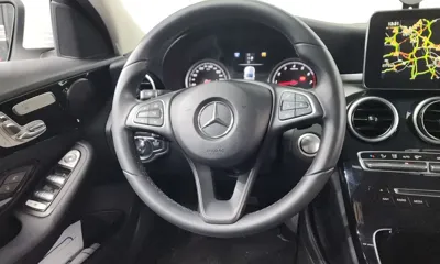 Mercedes-Benz C-Class 2018, 81063 км, за 10148.33 USD - фото 13