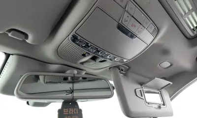 Mercedes-Benz C-Class 2018, 81063 км, за 10148.33 USD - фото 20