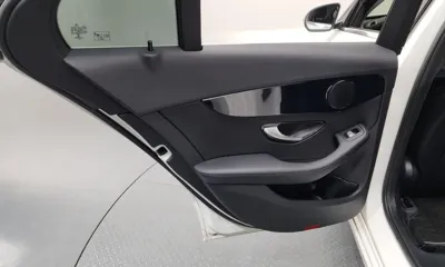 Mercedes-Benz C-Class 2018, 81063 км, за 10148.33 USD - фото 25