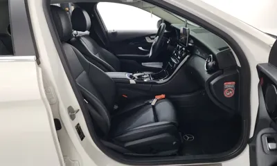 Mercedes-Benz C-Class 2018, 81063 км, за 10148.33 USD - фото 26