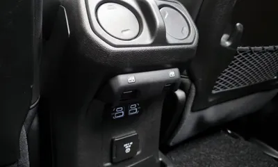 Jeep Wrangler 2024, 9172 км, за 39976.37 USD - фото 31
