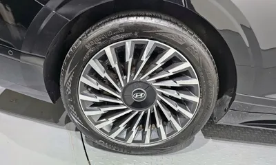 Hyundai Grandeur 2023, 47115 км, за 26208.61 USD
