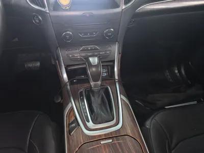 Ford Edge 2017, 165100 км, за 9527 USD - фото 17