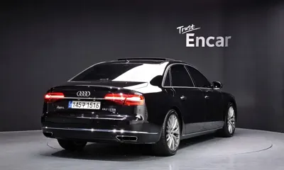 Audi A8 2015, 102809 км, за 12884.04 USD