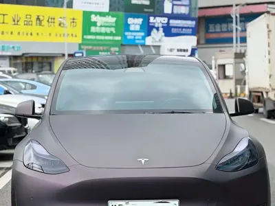 Tesla Model Y 2023, 65000 км, за 24278.52 USD
