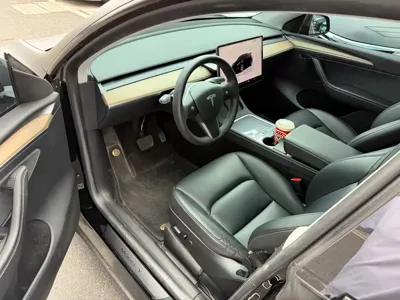 Tesla Model Y 2023, 65000 км, за 24278.52 USD