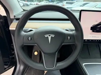 Tesla Model Y 2023, 65000 км, за 24278.52 USD - фото 6