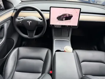 Tesla Model Y 2023, 65000 км, за 24278.52 USD - фото 10
