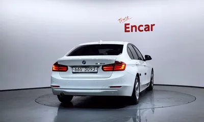 BMW 3-Series 2015, 90728 км, за 5883.13 USD