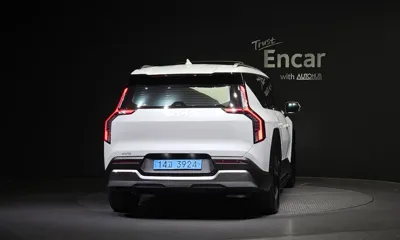 Kia EV9 2024, 14924 км, за 40002.61 USD