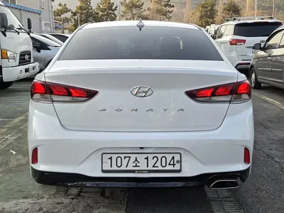 Hyundai Sonata 2019, 139477 км, за 6940.78 USD