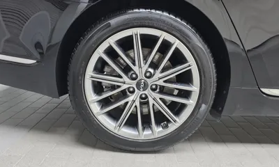 Kia K9 2021, 69267 км, за 17592.23 USD