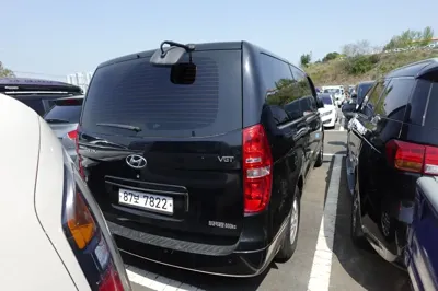 Hyundai Starex 2017, 265000 км, за 3216.49 USD