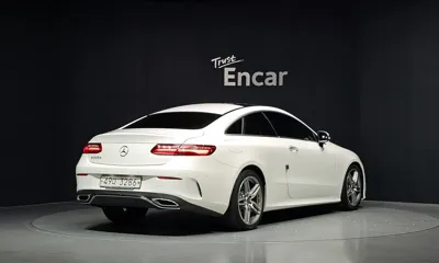 Mercedes-Benz E-Class 2017, 80857 км, за 14630.51 USD