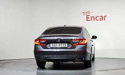 Honda Accord 2018, 93985 км, за 9250.82 USD
