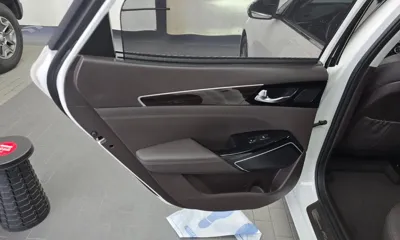 Kia K7 2018, 98998 км, за 8336.62 USD - фото 25