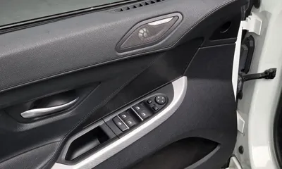 BMW 6-Series 2016, 132916 км, за 15294.74 USD - фото 17