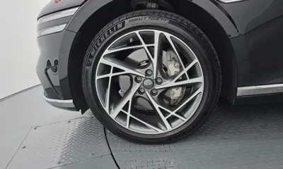 Genesis G90 2025, 34117 км, за 55880.87 USD
