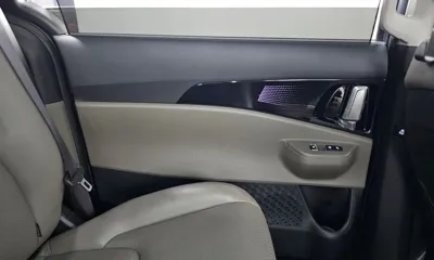 Kia Canival 2024, 53400 км, за 26191.41 USD - фото 25