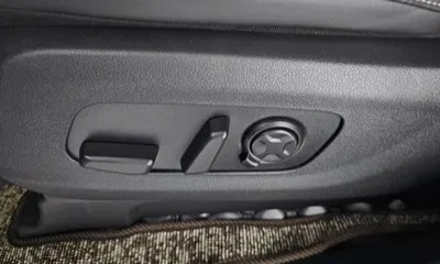Kia Canival 2024, 53400 км, за 26191.41 USD - фото 33