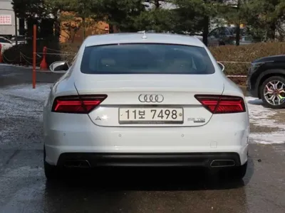 Audi A7 2016, 83333 км, за 12547.07 USD