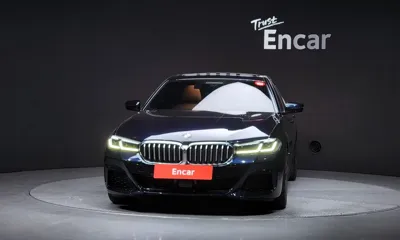 BMW 5-Series 2023, 14171 км, за 31857.58 USD