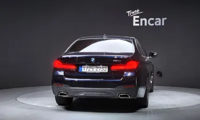 BMW 5-Series 2023, 14171 км, за 31857.58 USD
