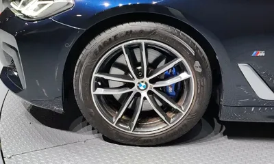 BMW 5-Series 2023, 14171 км, за 31857.58 USD