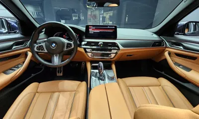 BMW 5-Series 2023, 14171 км, за 31857.58 USD - фото 7