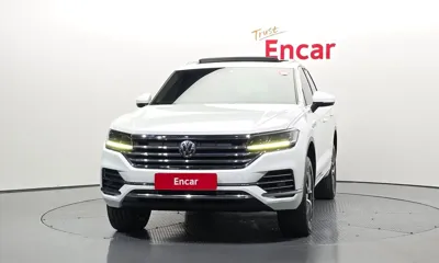 Volkswagen Touareg 2020, 234348 км, за 19830.79 USD