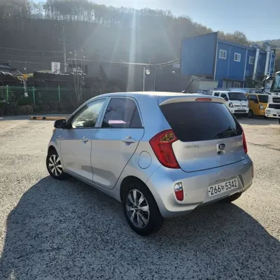 Kia Morning 2013, 123656 км, за 2428.78 USD
