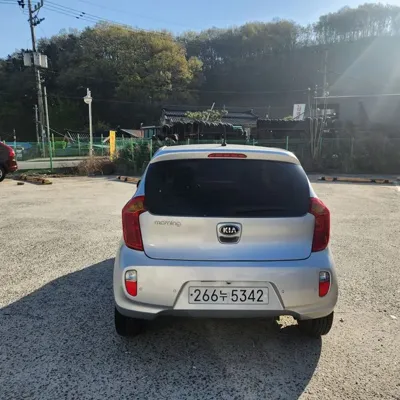 Kia Morning 2013, 123656 км, за 2428.78 USD