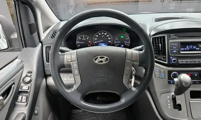 Hyundai Starex