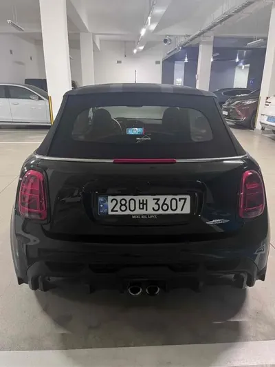 MINI Cooper Convertible 2024, 5000 км, за 30294.02 USD