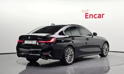 BMW 3-Series 2019, 72303 км, за 22974.92 USD